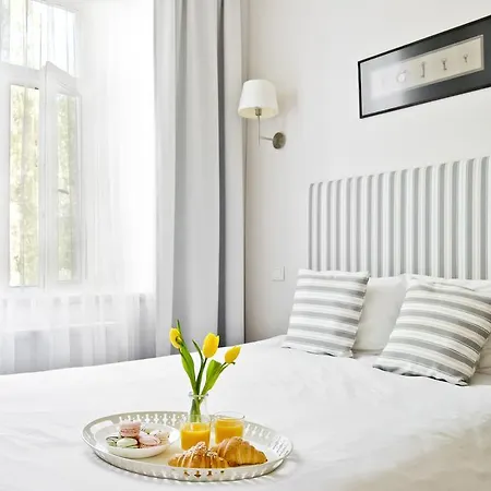 Apartment Cozy Studio In Old Town By Urban Rent *