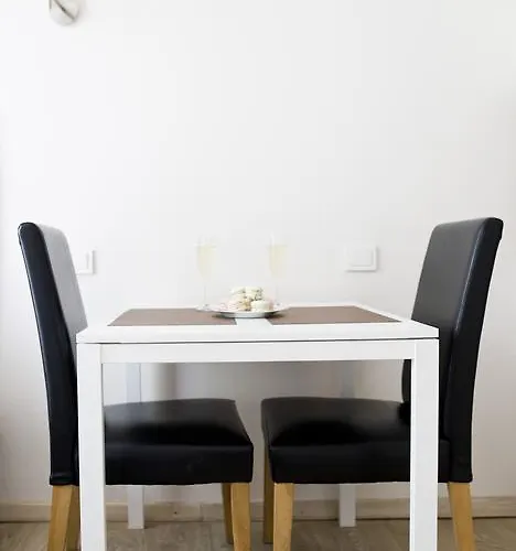 Cozy In Old Town By Urban Rent *