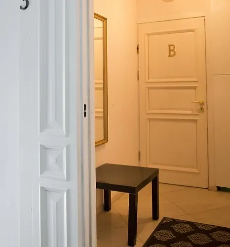 Cozy In Old Town By Urban Rent شقة فيلنيوس