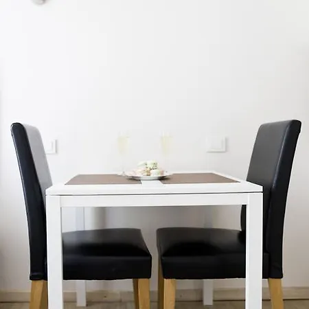 Cozy In Old Town By Urban Rent *